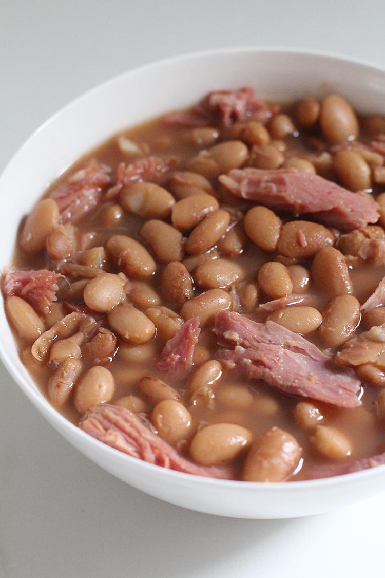 slow cooker pinto beans and ham hocks